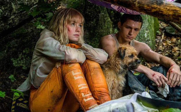 Daisy Ridley y Tom Holland en 'Chaos Walking'.