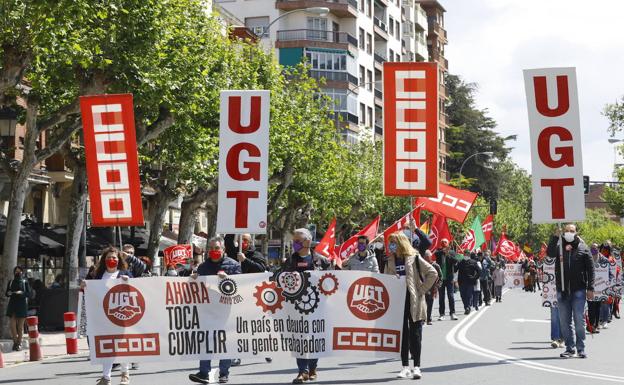 Cabeza de la manifestación del Primero de Mayo, en Logroño. 