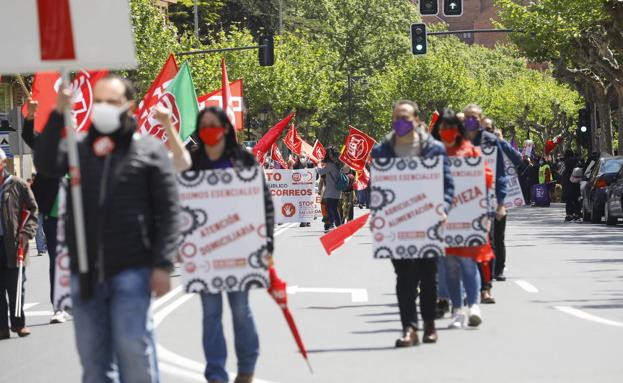 Salida de la manifestación desde la Glorieta del Doctor Zubía. 