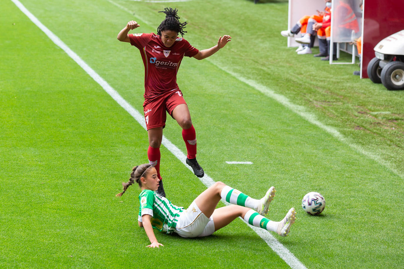 Fotos: La derrota del EDF Logroño ante el Betis, en imágenes