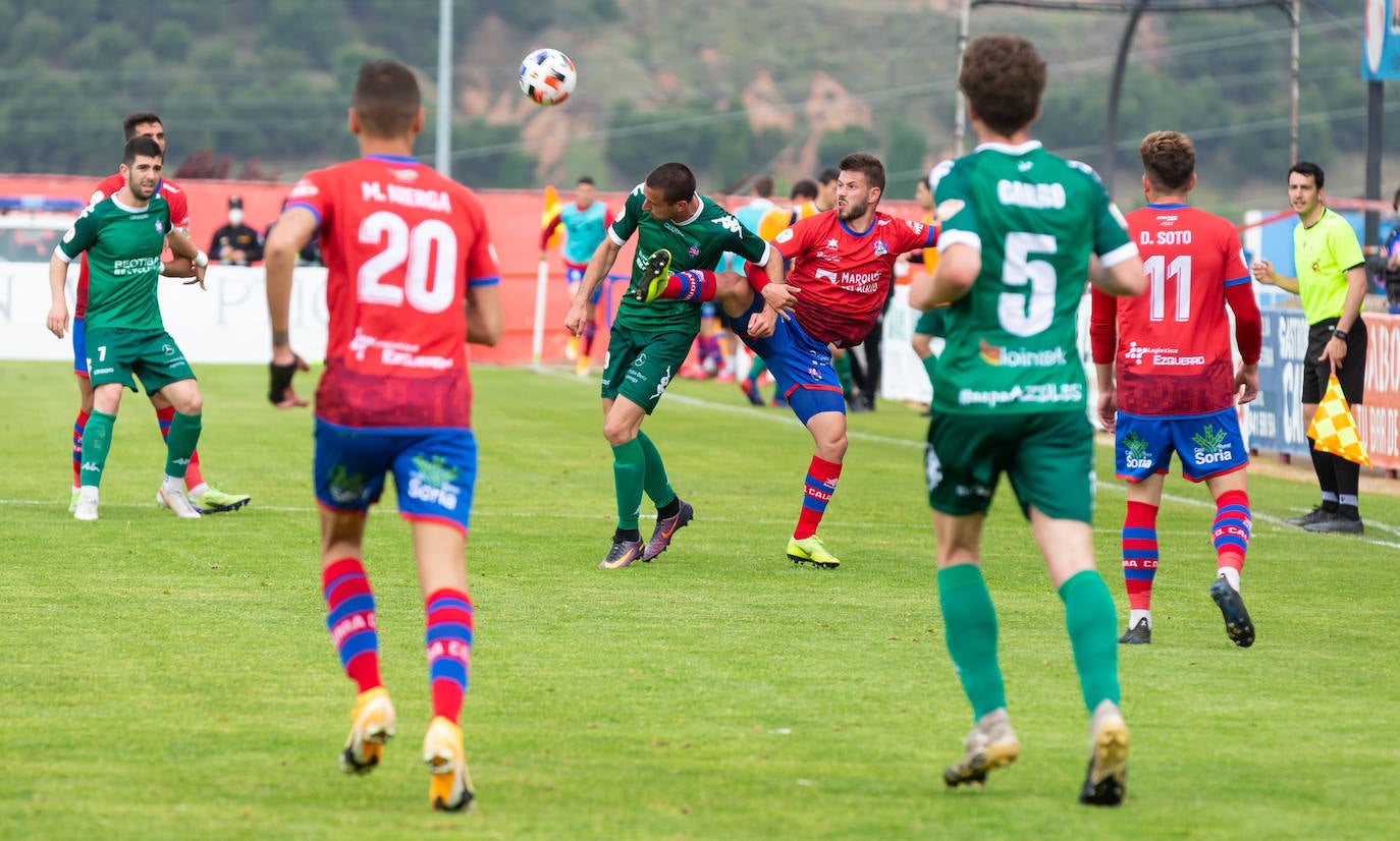 Fotos: Las imágenes del Calahorra-Amorebieta