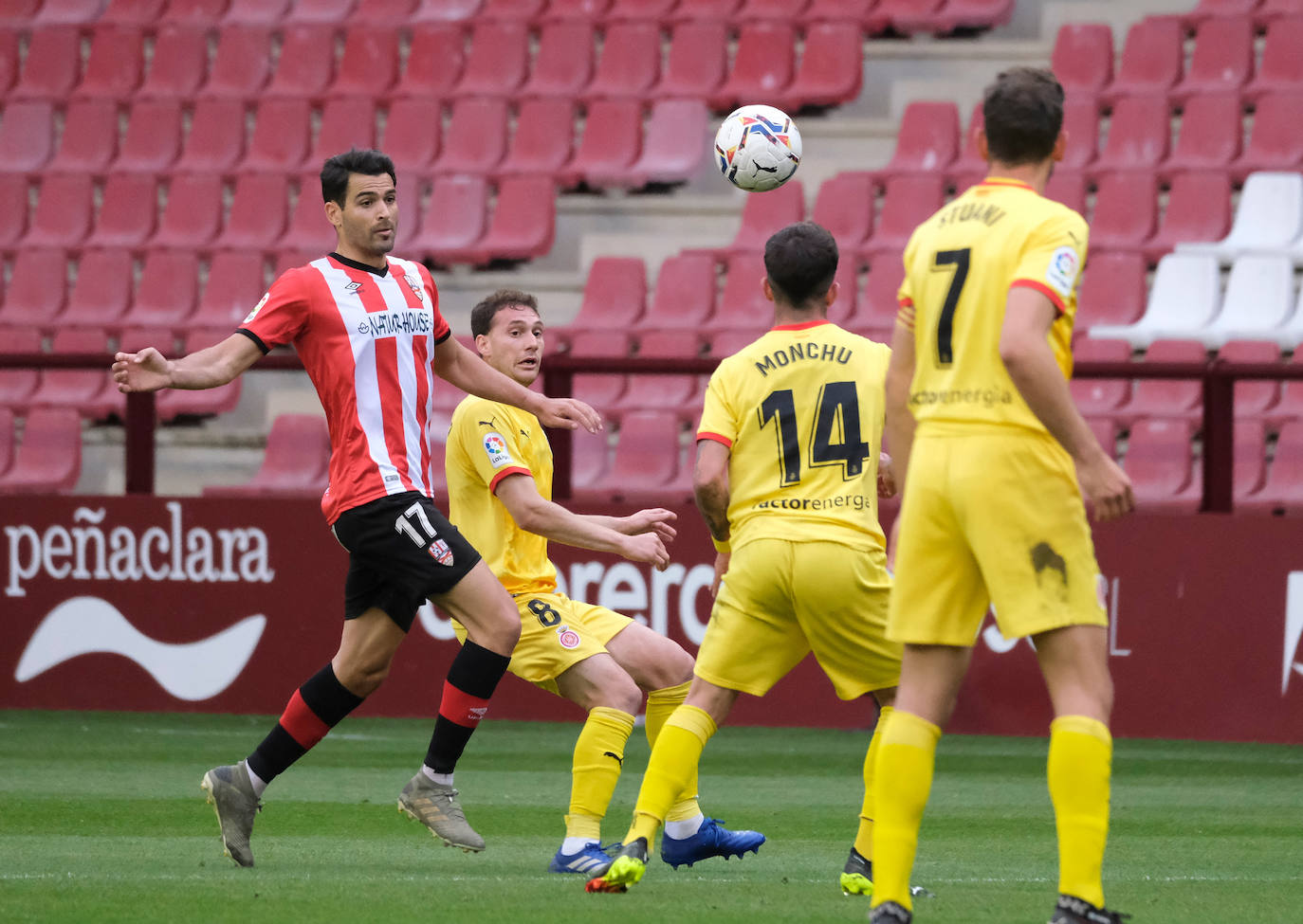 Fotos: Las imágenes de la dura derrota de la UD Logroñés ante el Girona