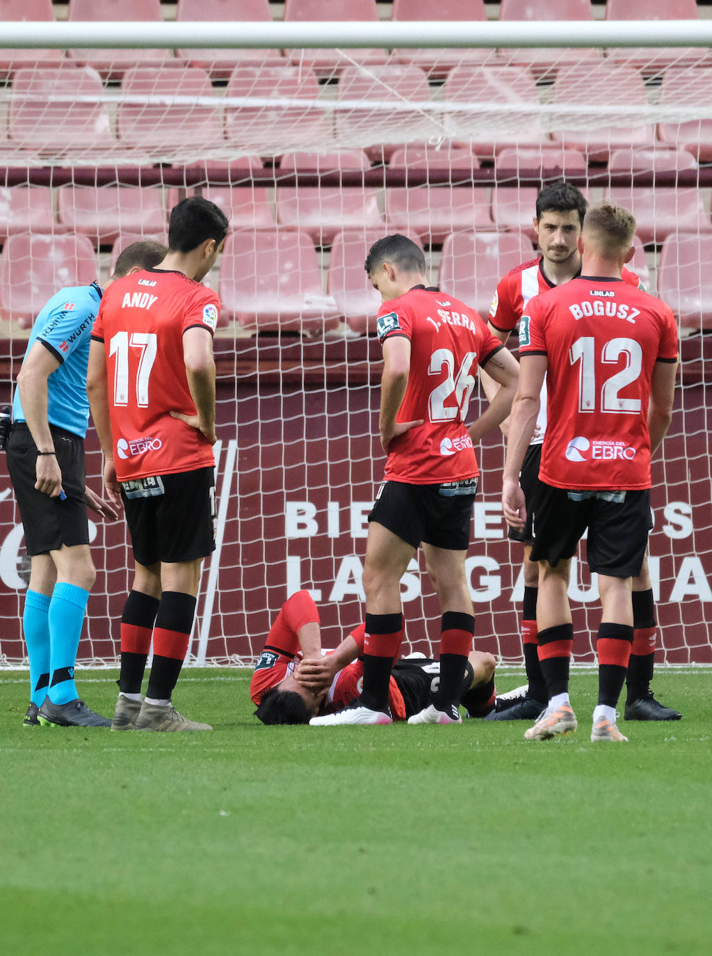 Fotos: Las imágenes de la dura derrota de la UD Logroñés ante el Girona