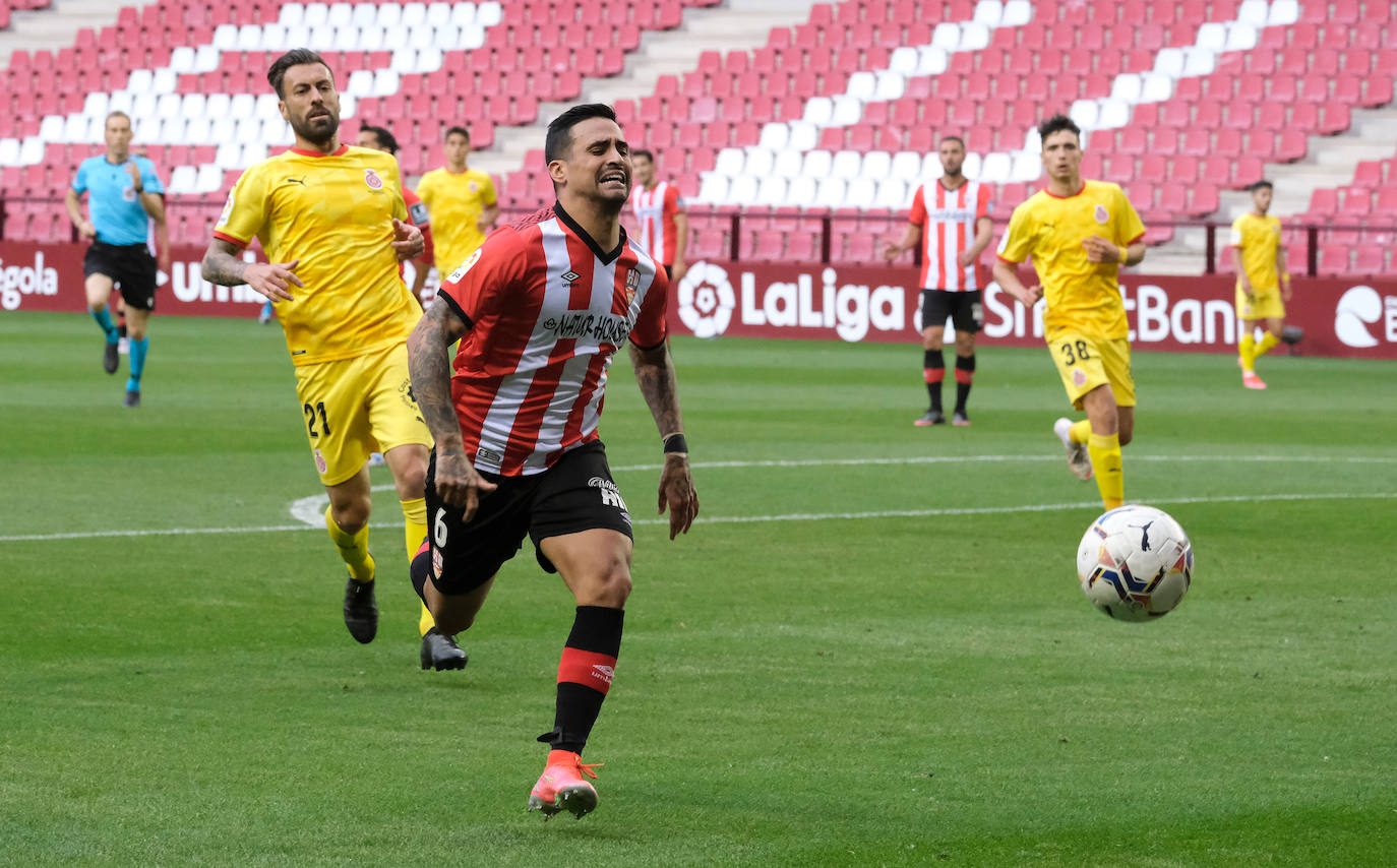 Fotos: Las imágenes de la dura derrota de la UD Logroñés ante el Girona