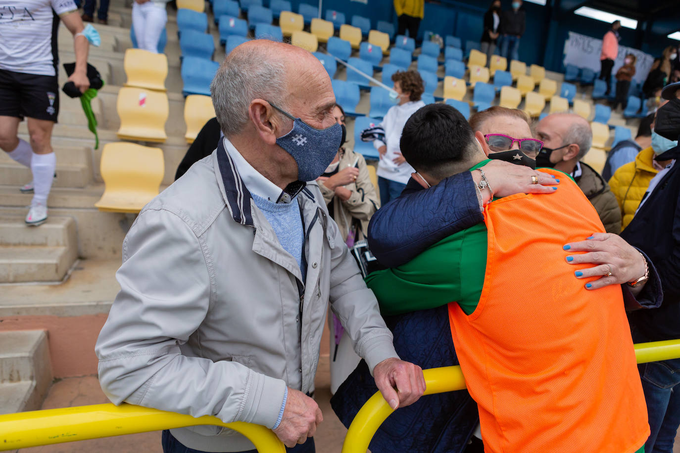 Fotos: Cara y cruz para el Racing Rioja y el Alfaro