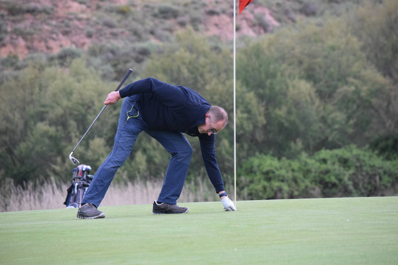 Los participantes en el torneo Bodegas Altanza de la Liga de Golf y Vino disfrutaron de un gran día de gol en El Campo de Logroño.