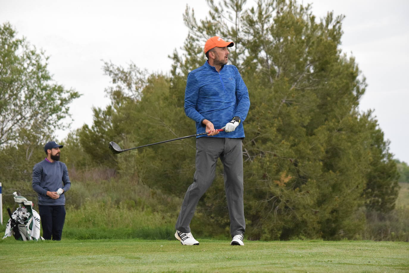 Los participantes en el torneo Bodegas Altanza de la Liga de Golf y Vino disfrutaron de un gran día de gol en El Campo de Logroño.