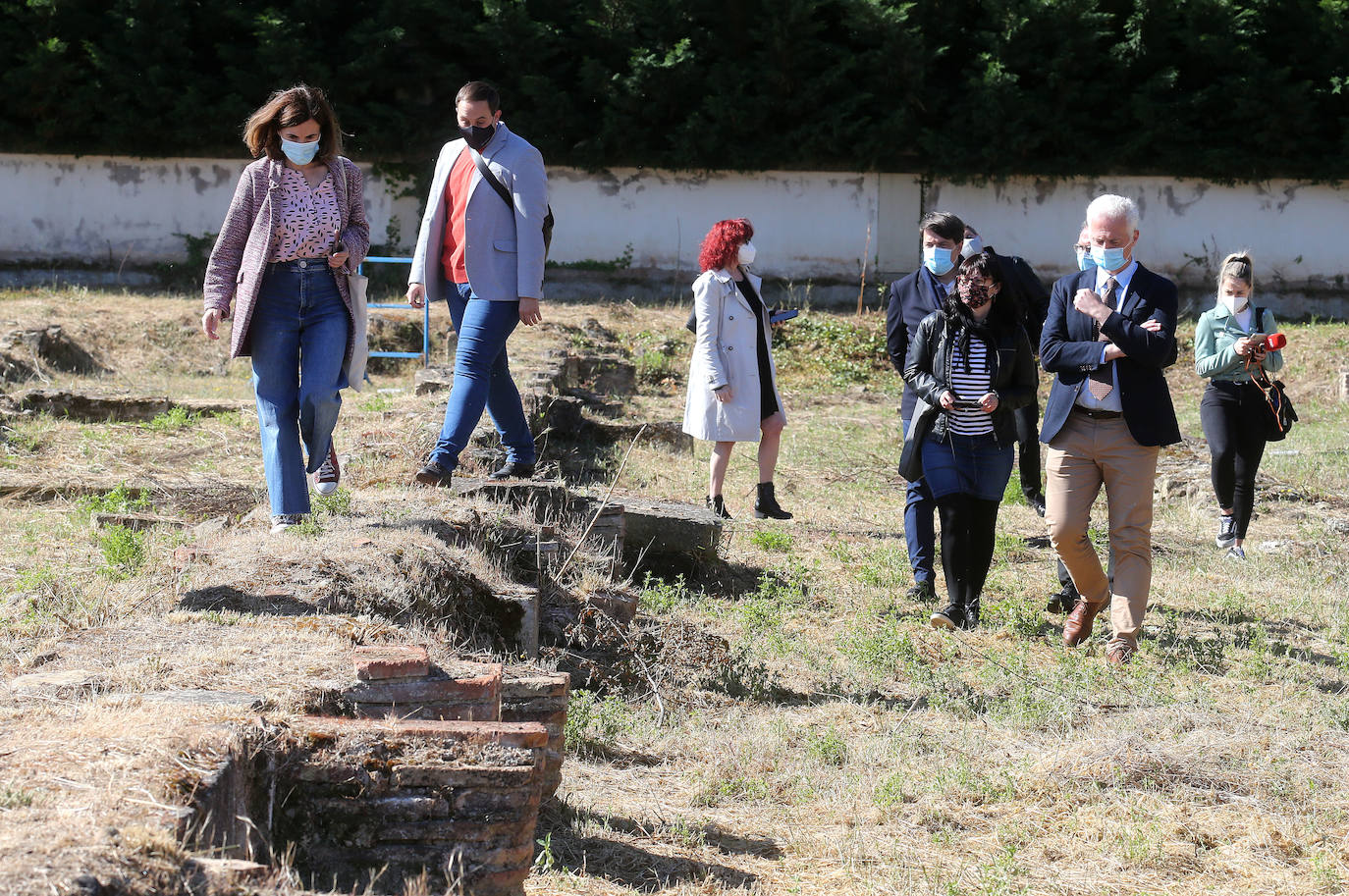 Fotos: Visita al recinto histórico logroñés de Valbuena