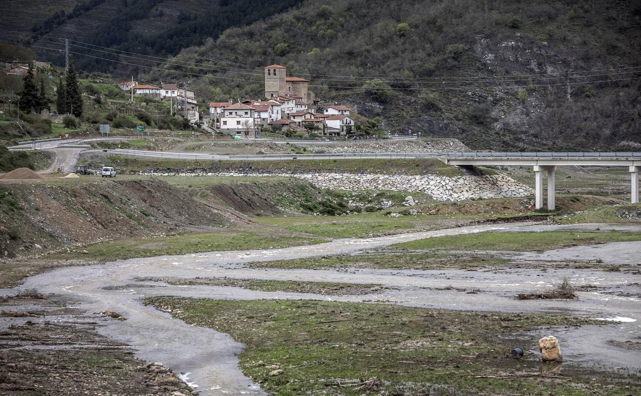 Licitadas las obras de los accesos a Terroba