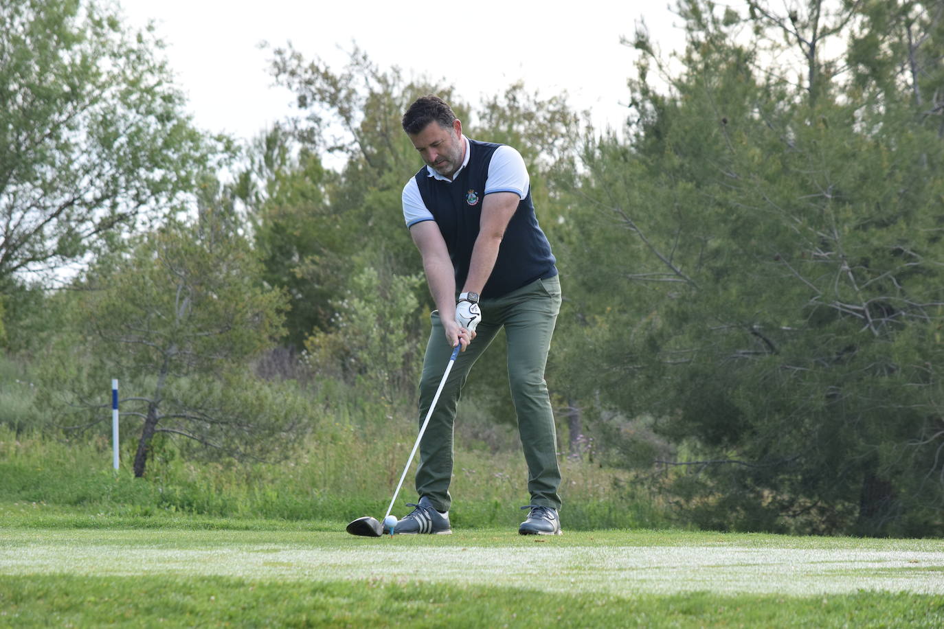 Los participantes el el torneo Bodegas Marco Real de la Liga de Golf y Vino disfrutaron de un gran día de golf en El Campo de Logroño.