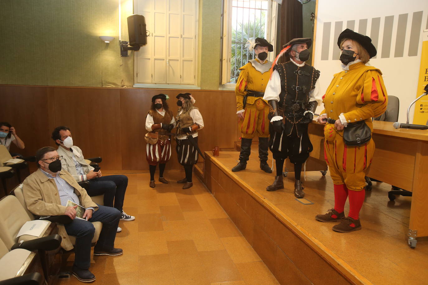 Fotos: 1521. La novela del Sitio de Logroño’, el nuevo libro de Marcelino Izquierdo