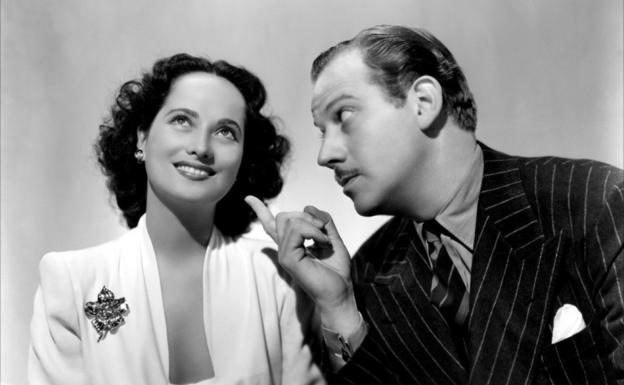 Merle Oberon y Melvyn Douglas en 'Lo que piensan las mujeres'.