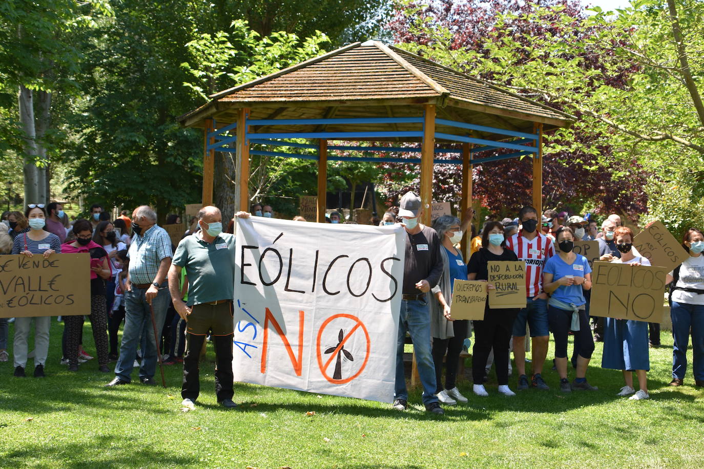 Fotos: Marcha contra los &#039;gigantes&#039; en el valle de Ocón