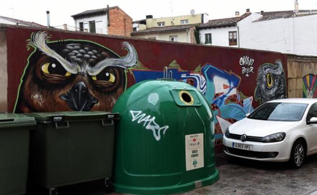 Buhos de 'Chavo0' en la calle Puente. 