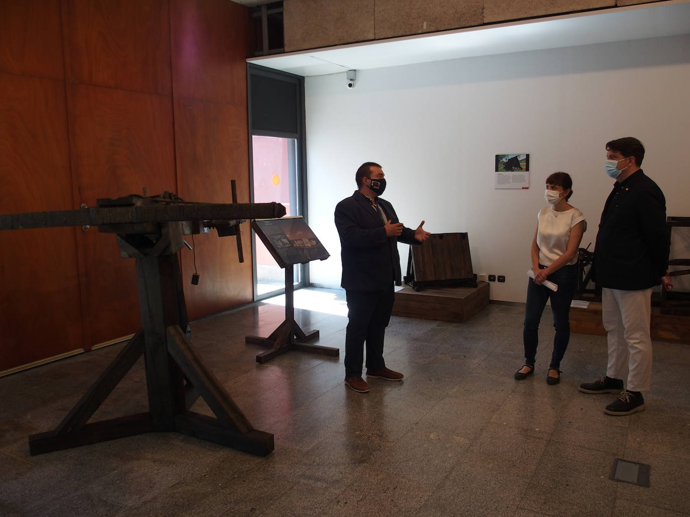 Imagen principal - &#039;Máquinas de asedio&#039;, artefactos de los sitios desde el Medievo al Renacimiento, en la Casa de las Ciencias