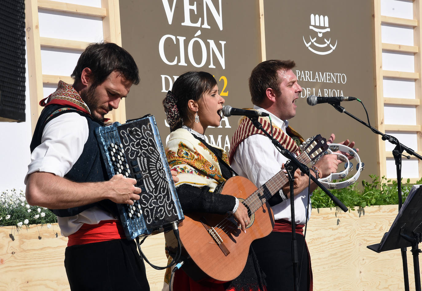 Fotos: El pregón del Día de La Rioja, en Santa Coloma