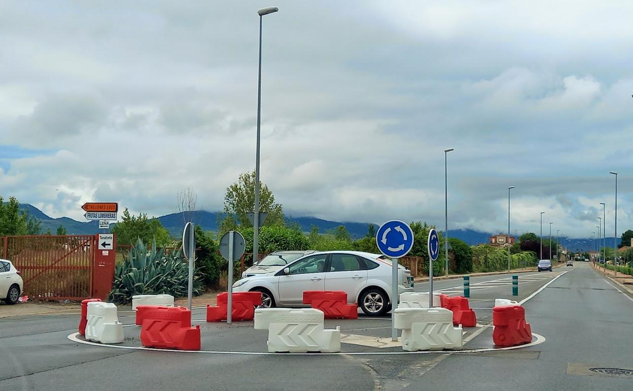 La nueva rotonda de avenida de Madrid con el camino de Villamediana y la calle Nocedillo. 