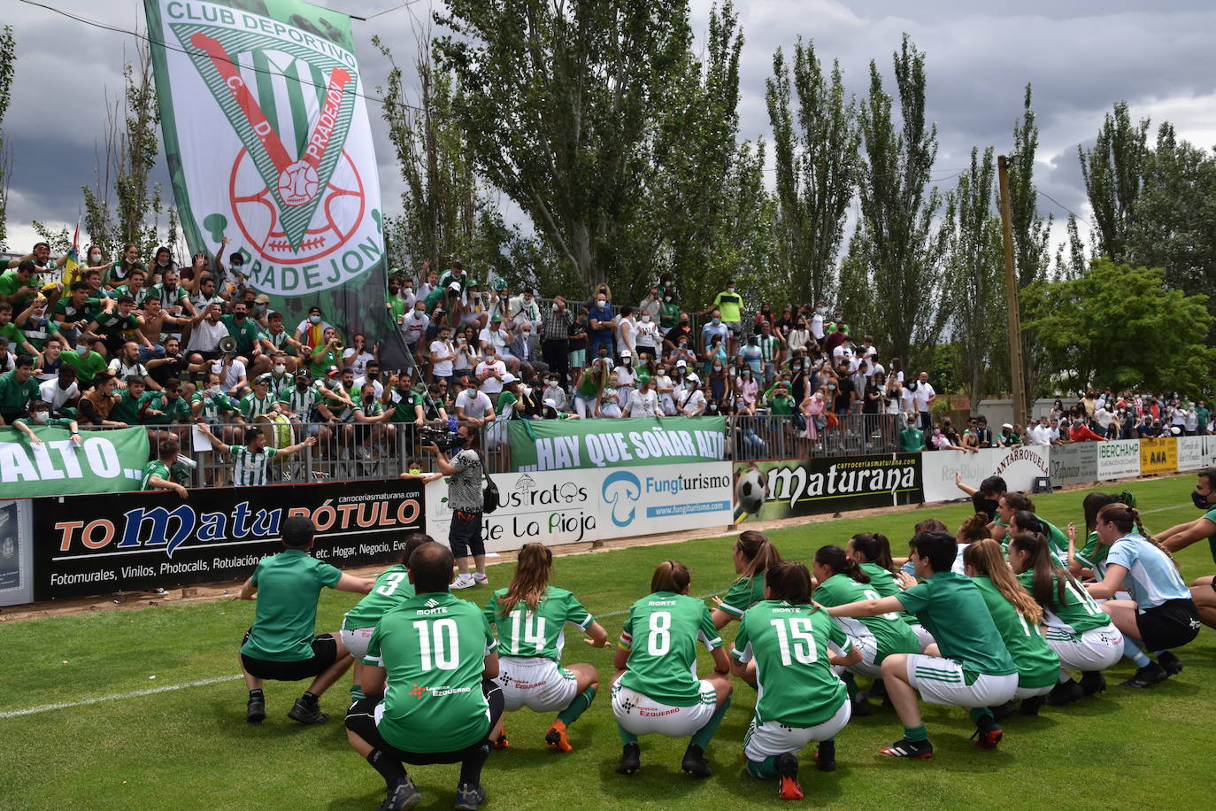 Fotos: El Pradejón consigue el ascenso