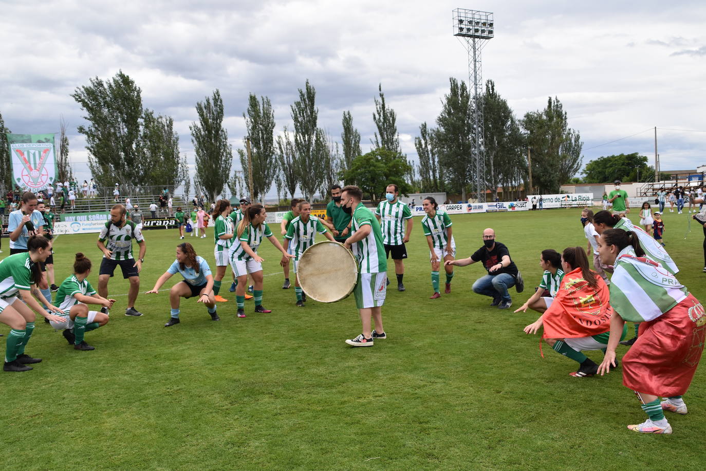 Fotos: El Pradejón consigue el ascenso