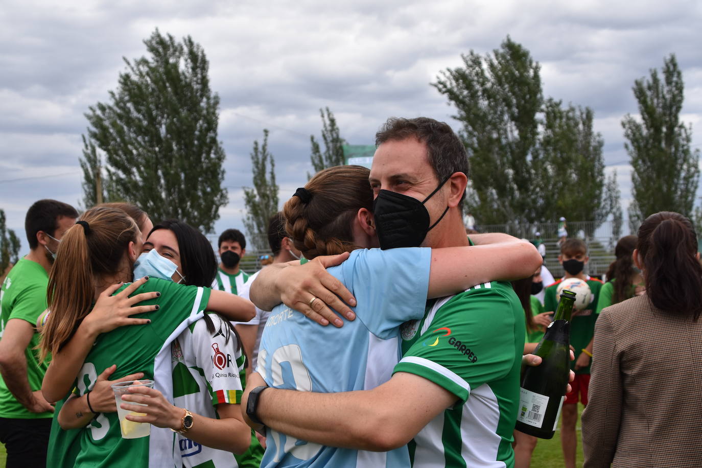 Fotos: El Pradejón consigue el ascenso