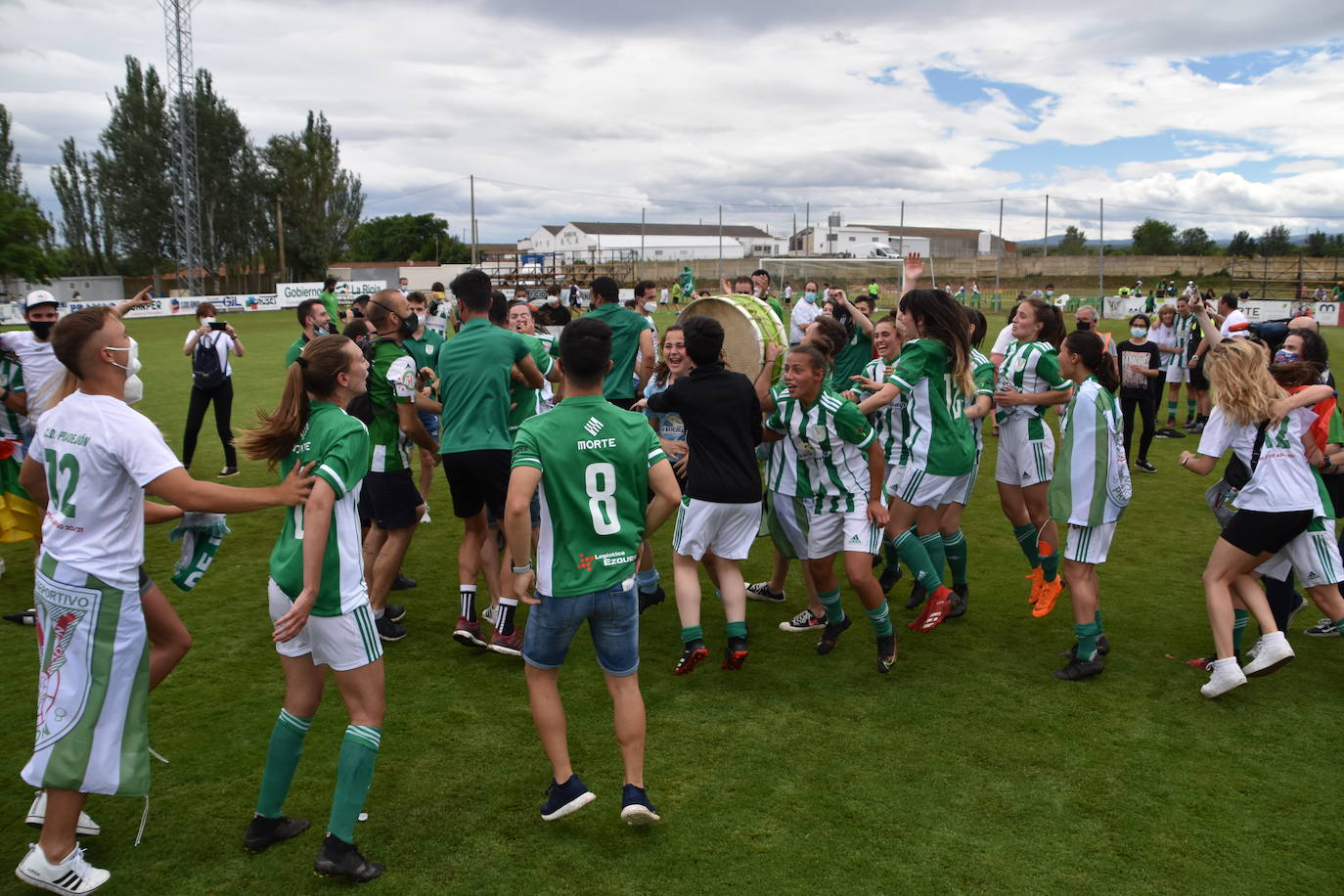 Fotos: El Pradejón consigue el ascenso