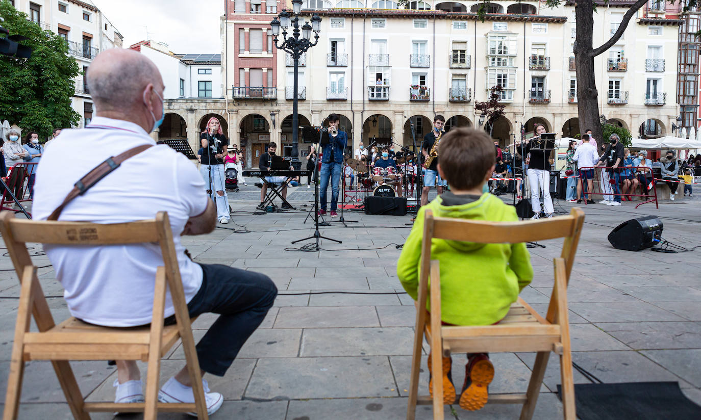 Los conciertos se han escuchado en el Monte Cantabria, el cementerio, la Casa de los Periodistas, María Teresa Gil de Gárate y en el patio de la Gota de Leche. 