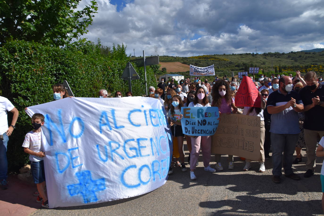 Más de 700 personas de la zona básica de Salud de Murillo de Río Leza se manifestaron en contra de las medidas previstas por Salud. 