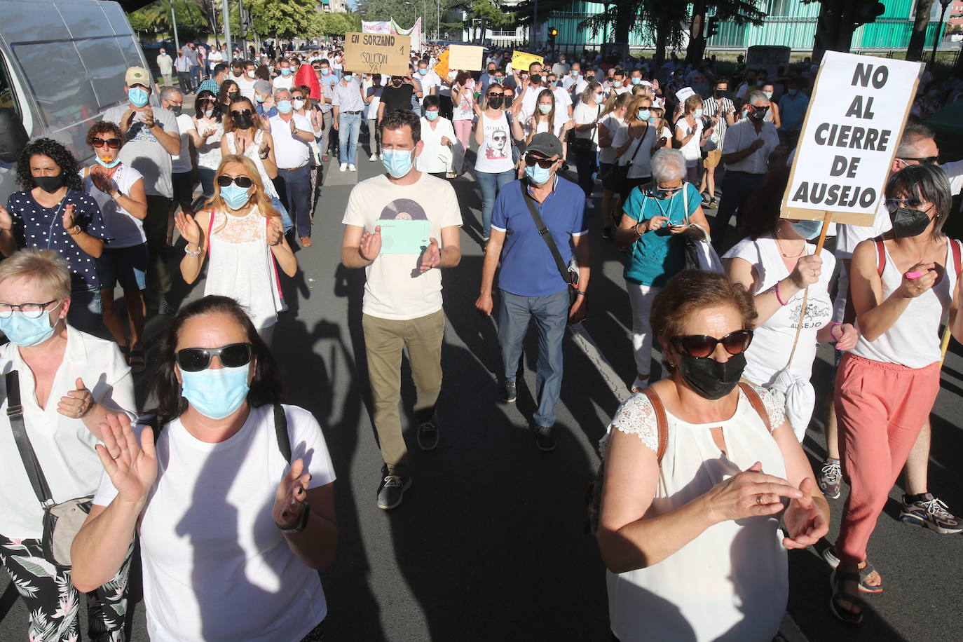 Fotos: Las imágenes de la manifestación en Logroño contra el Plan de Atención Continuada