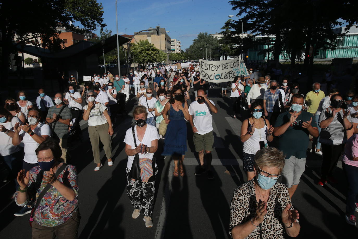 Fotos: Las imágenes de la manifestación en Logroño contra el Plan de Atención Continuada