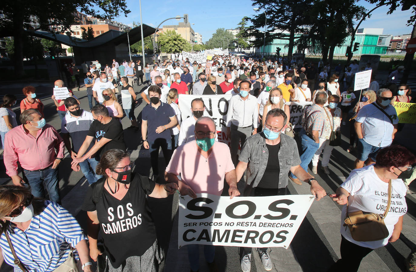 Fotos: Las imágenes de la manifestación en Logroño contra el Plan de Atención Continuada