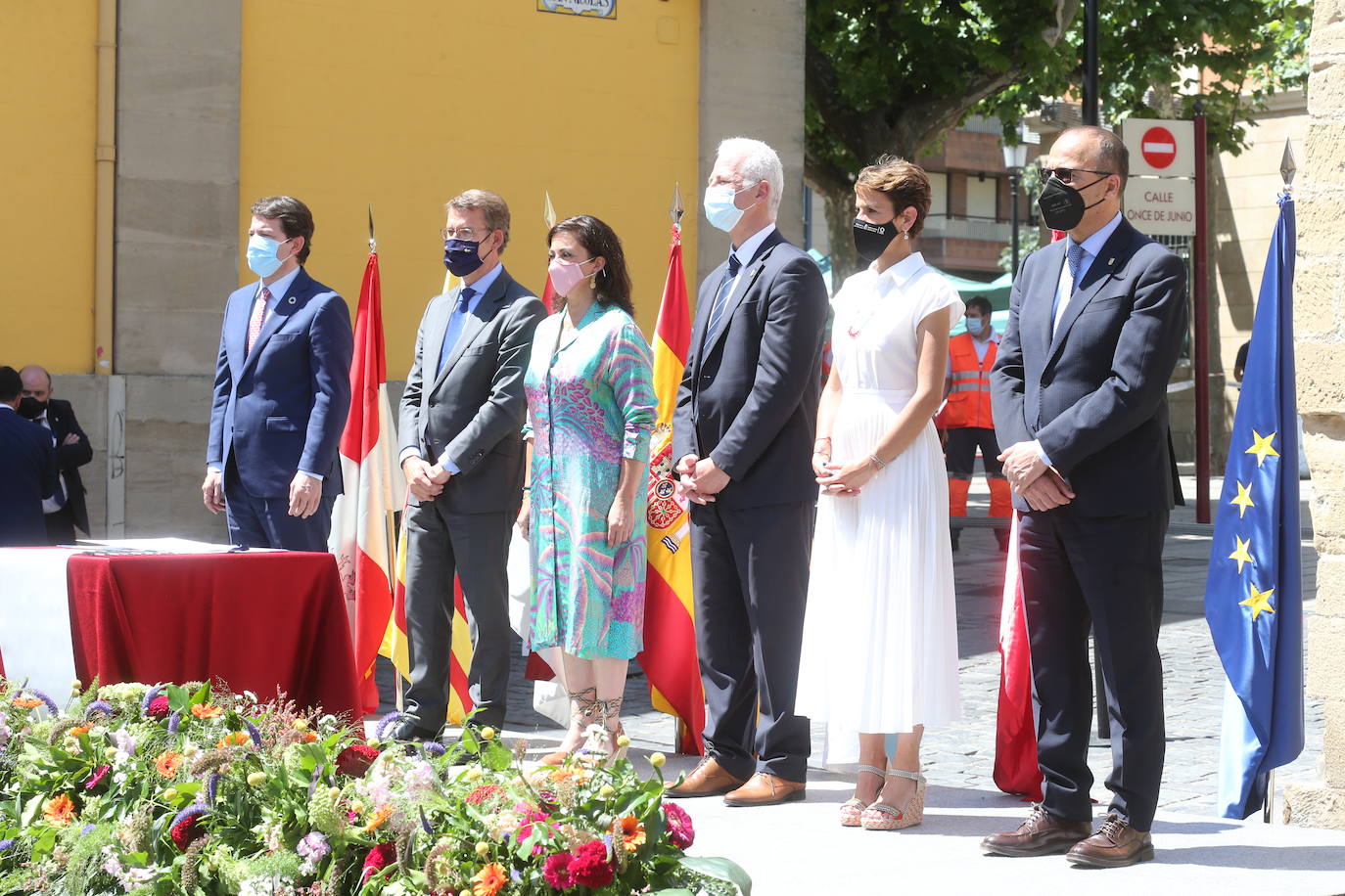 El Gobierno de La Rioja, junto al de Galicia, Aragón, Navarra y Castilla y León, unidos por el Camino de Santiago, convocados por los municipios del Camino, firman en Logroño una Declaración de Cooperación Interregional. 