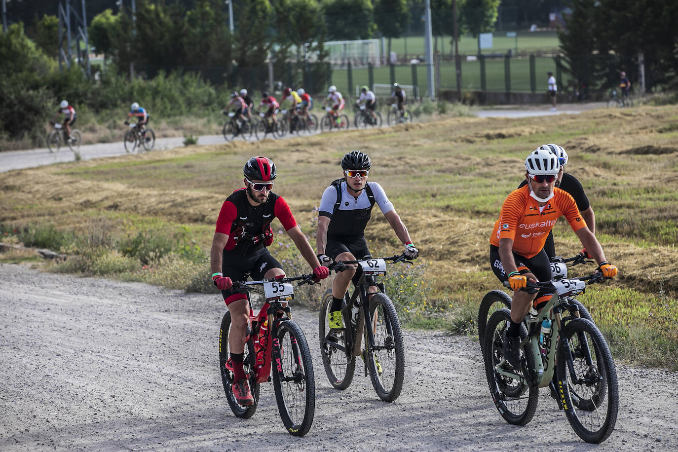 Fotos: Tiago Ferreira y Naima Madlen ganan La Rioja Bike Race