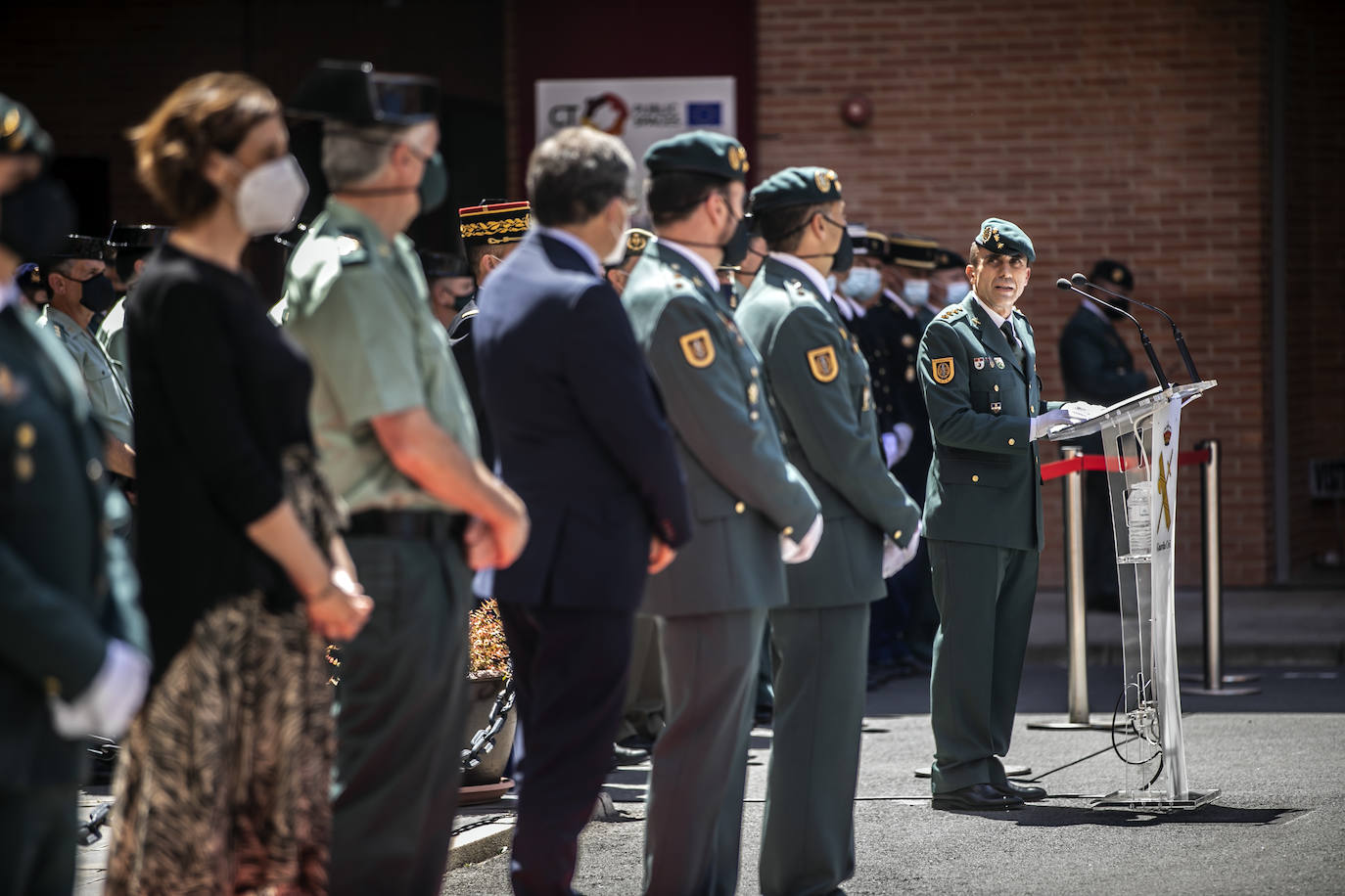 Fotos: Toman posesión los nuevos jefes de la Unidad de Acción Rural y del GAR de la Guardia Civil