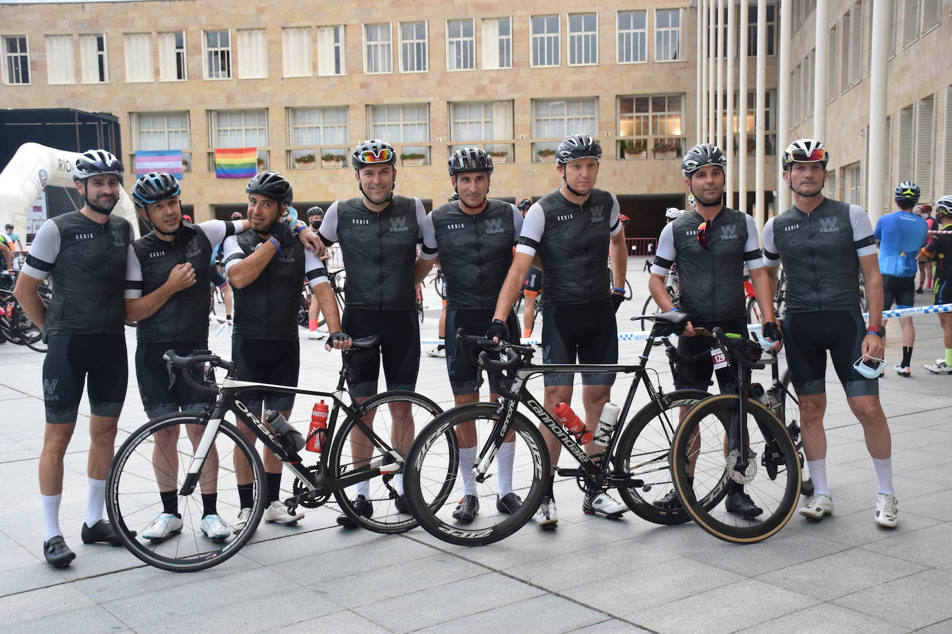 Fotos: La Cicloturista de La Rioja regresa en su cuarta edición con 300 ciclistas