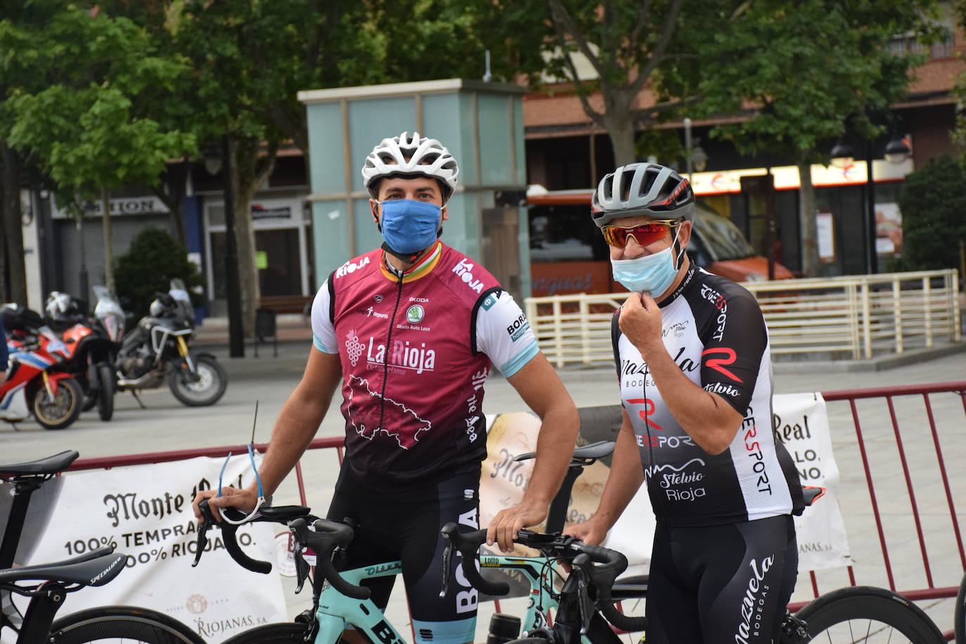 Fotos: La Cicloturista de La Rioja regresa en su cuarta edición con 300 ciclistas