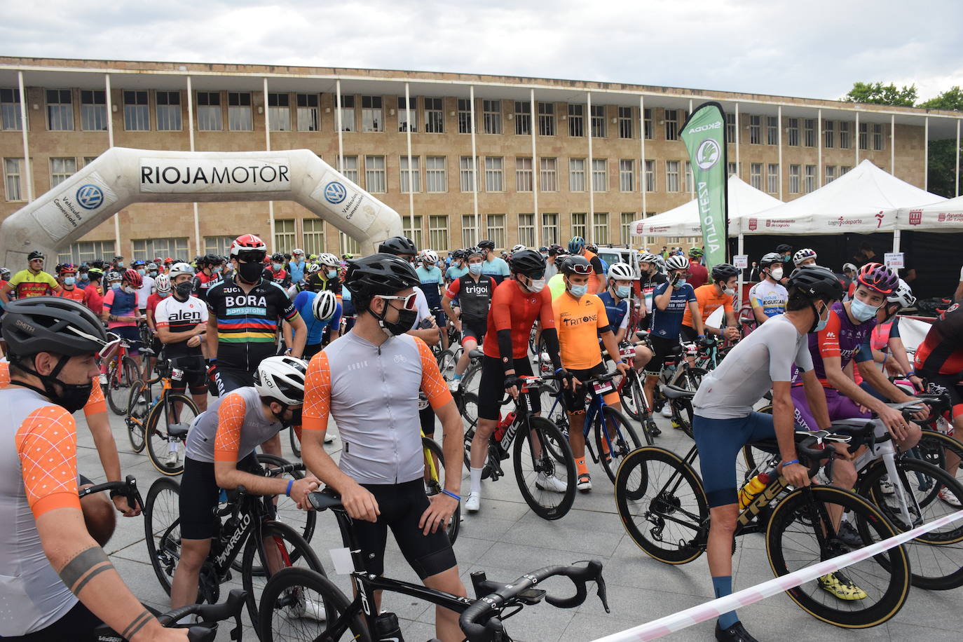 Fotos: La Cicloturista de La Rioja regresa en su cuarta edición con 300 ciclistas