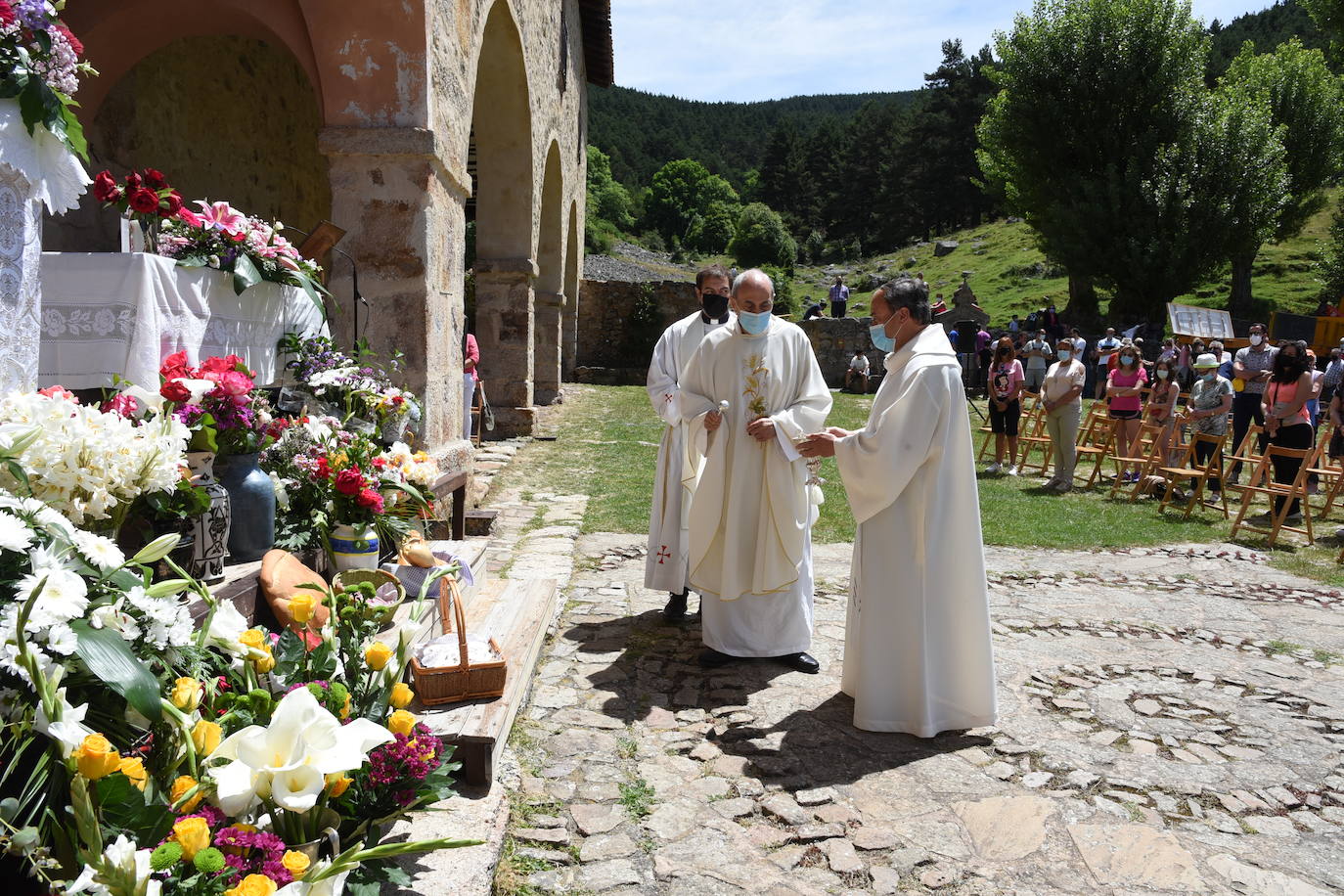 Fotos: Las imágenes de la Caridad Grande de Villoslada de Cameros