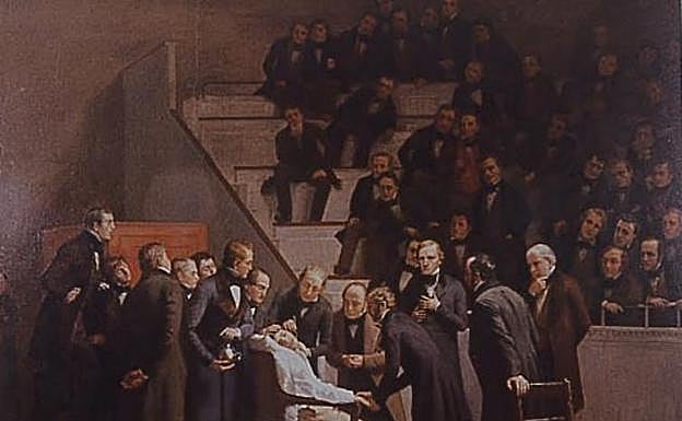 Cuadro que muestra una convención de científicos analizando los efectos de la anestesia. 