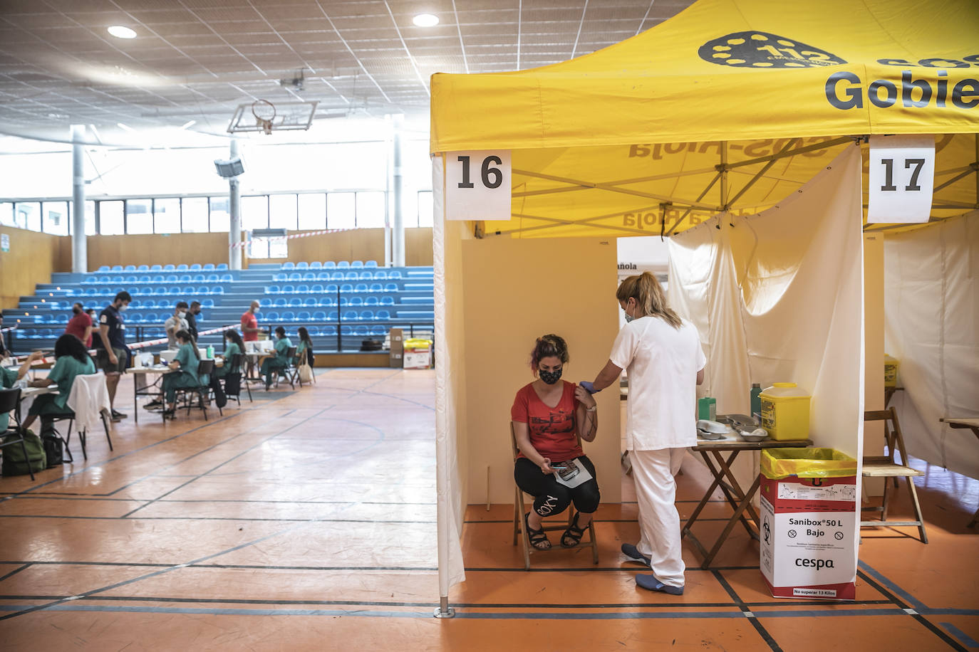 Los menores de 40 han empezado a recibir sus dosis este miércoles en Calahorra.