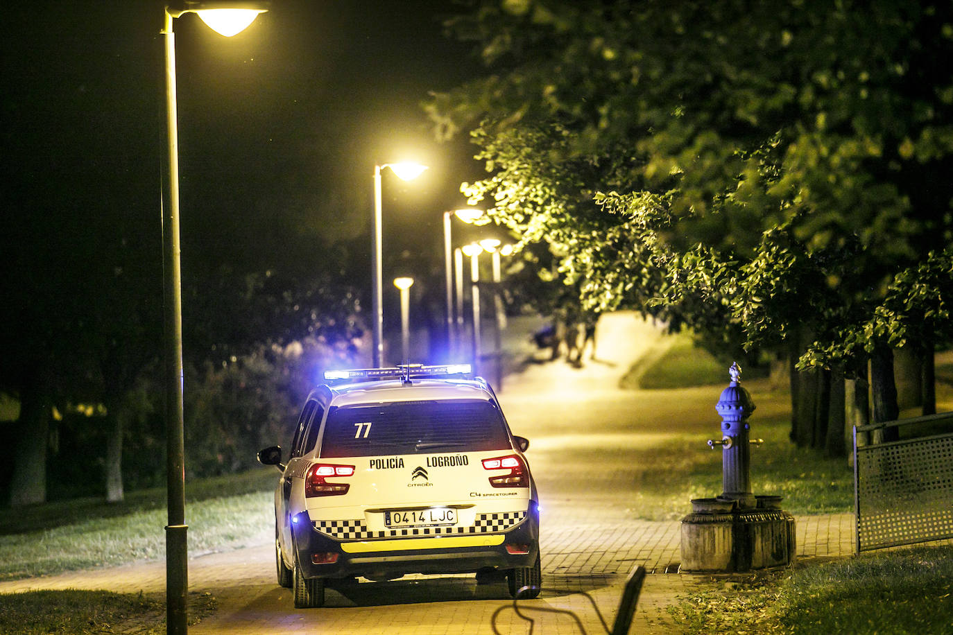 Cientos de jóvenes vuelven a reunirse en el parque del Ebro el fin de semana para beber y «la mayoría son irresponsables»- 