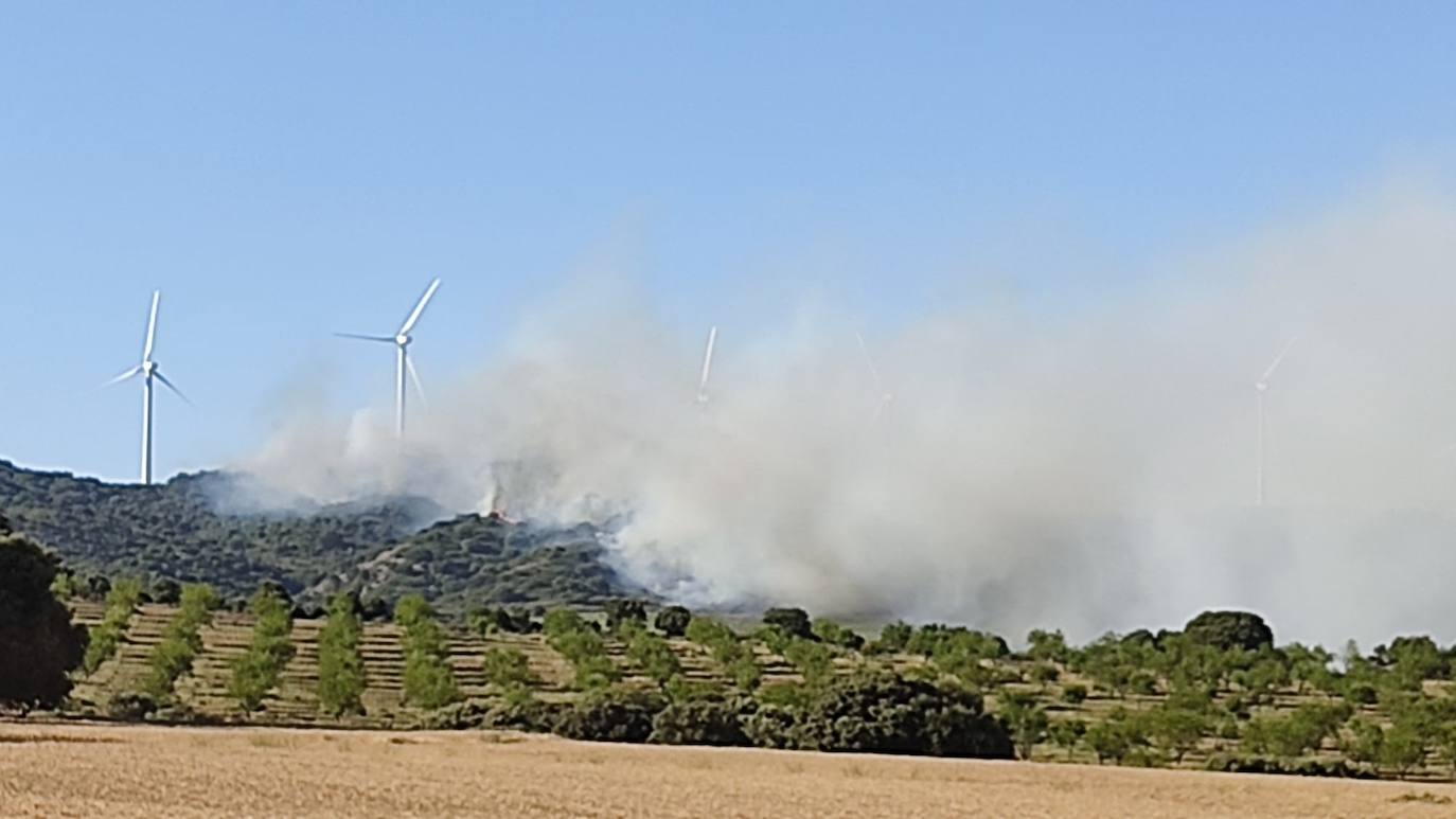 Incendio en Yerga: una columna que se ve desde kilómetros