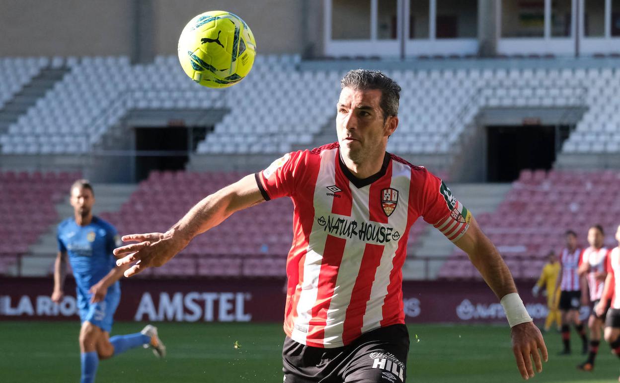 Iñaki, en un partido de la UD Logroñés. 