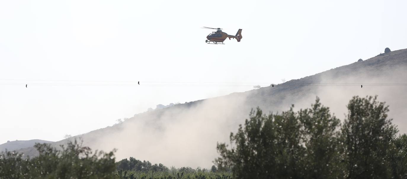 Fotos: La lucha contra el fuego, también el lunes