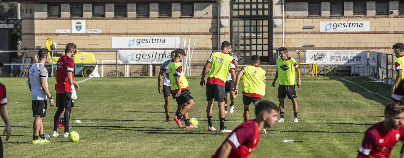 Fotos: Arranca la pretemporada de la UD Logroñés