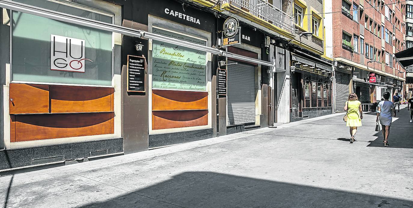 Las calles arnedanas amanecieron con las cafeterías y bares cerrados a causa del apagón.