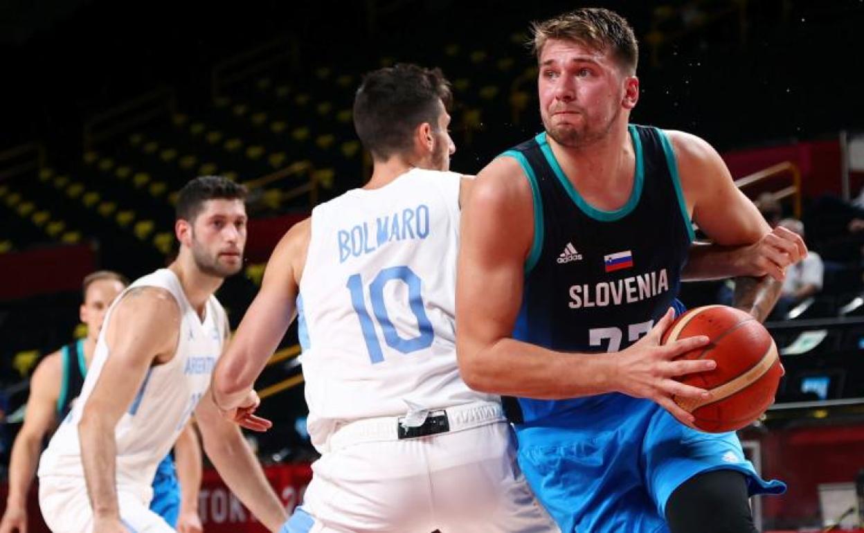 Luka Doncic, en acción frente a Argentina. 