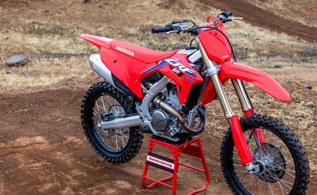 Honda CRF250R 2022, 'más poderosa que nunca'