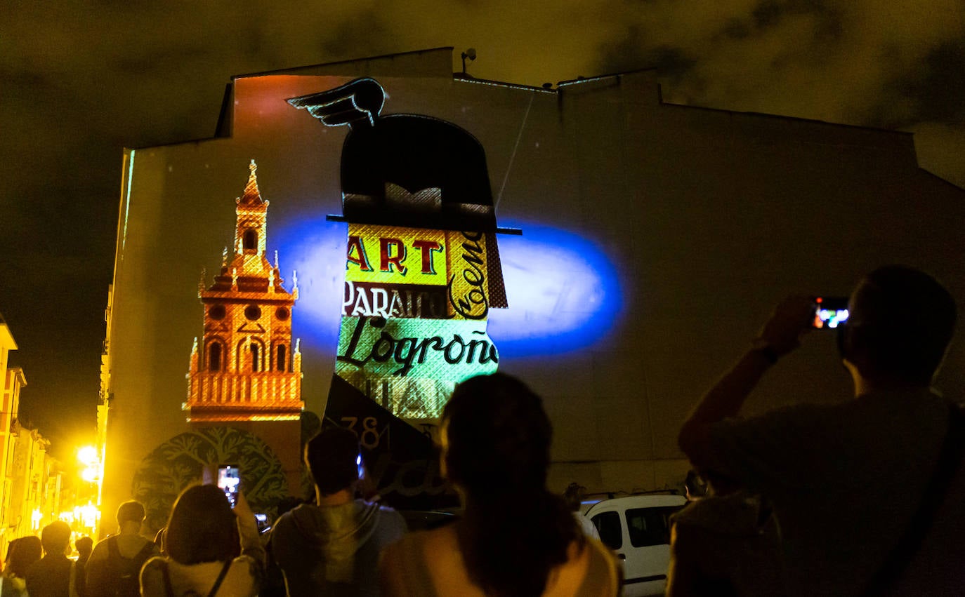 Arranca la ruta guiada de 'videomapping' en Logroño como una iniciativa pionera que ayer reunió a 200 personas. 