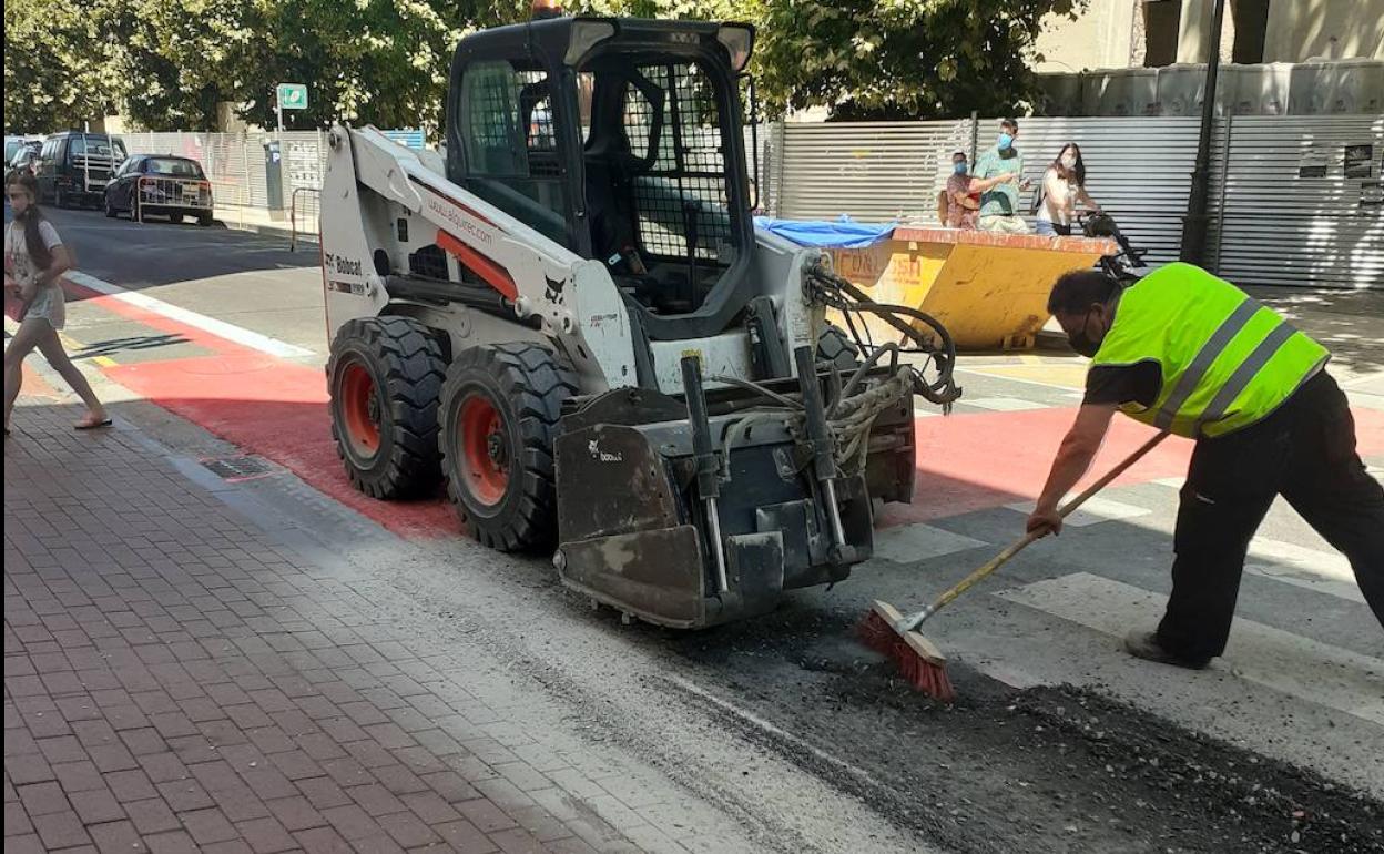 Intervención en el carril bici de Duquesa de la Victoria. 