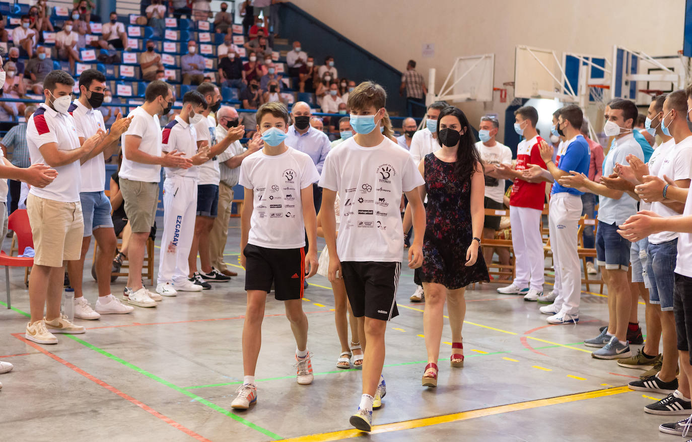 Fotos: Ezcaray y el mundo de la pelota homenajean al desaparecido Joaquín Plaza con un festival